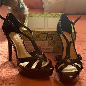 Gianni Bini Platform heels